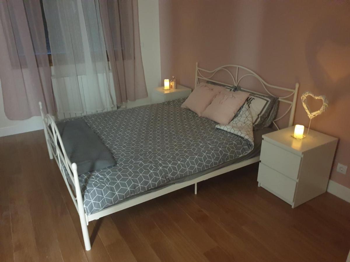 Apartment Mona Belgrád Kültér fotó