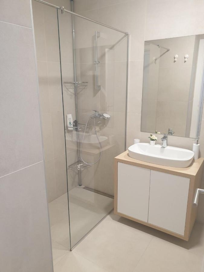Apartment Mona Belgrád Kültér fotó