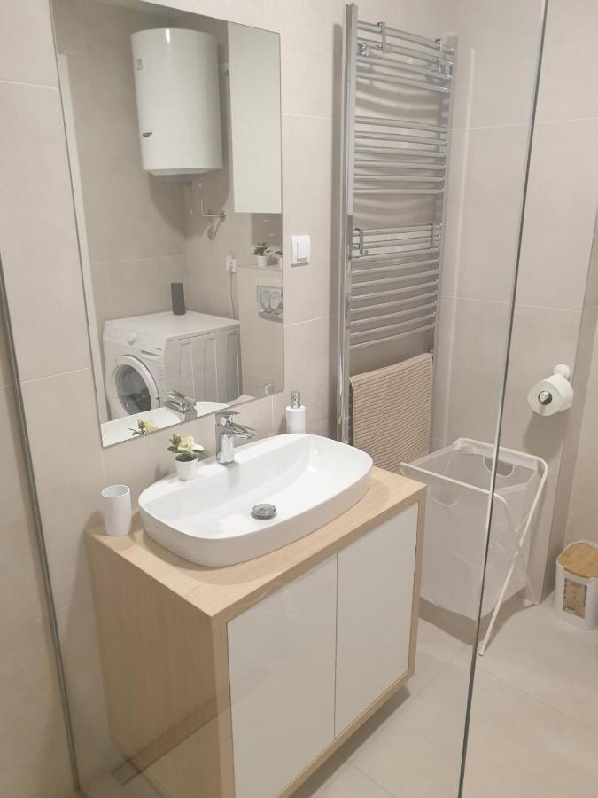 Apartment Mona Belgrád Kültér fotó